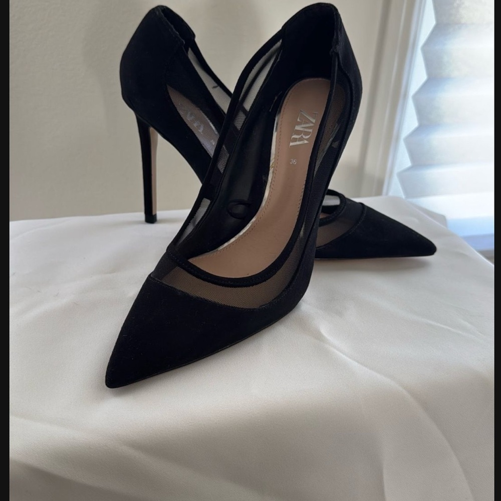 Zara Black Heels (classy & elegant)